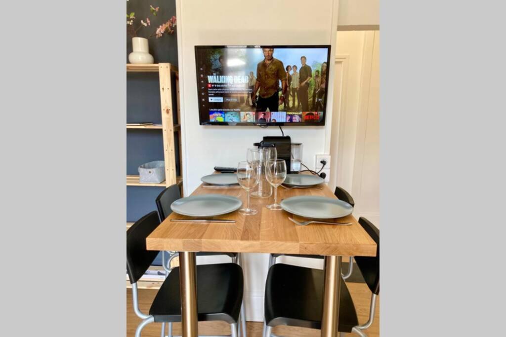 T2 Home Sweet Home Gare Wifi Parking Évreux Eksteriør billede